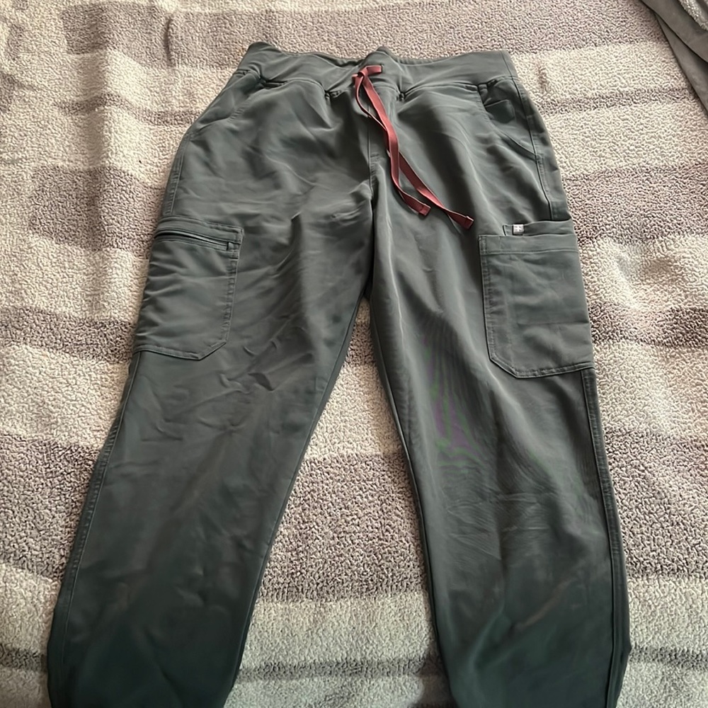 Bonsai figs high waisted Yola pants large